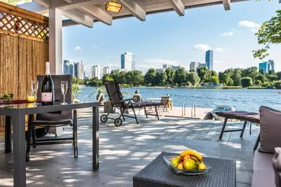Blick auf einen Fluss in der Nähe der Ferienwohnung