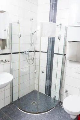 Ein Badezimmer in der Unterkunft AJO Apartments - Alte Donau Waterfront - Self-Check-in