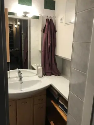 Ein Badezimmer in der Unterkunft 88m² großes Apartment im 1. Stock