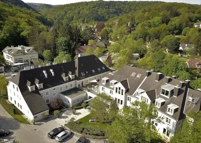 Ein allgemeiner Bergblick oder ein Berglick von des Hotels aus