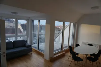 Ein Sitzbereich in der Unterkunft 4 Beds and More Vienna Apartments - Contactless check-in