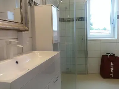 Ein Badezimmer in der Unterkunft Haus VITALIS - Guesthouse Burgenland