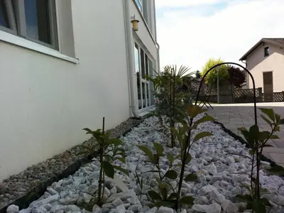 Das Gebäude in dem sich das Privatzimmer befindet