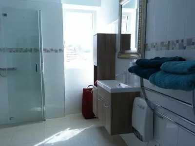 Ein Badezimmer in der Unterkunft Haus VITALIS - Guesthouse Burgenland