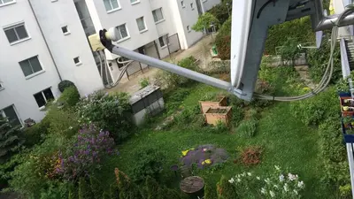 Ein Garten an der Unterkunft Private rooms IN WIEN