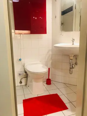 Ein Badezimmer in der Unterkunft The Barts City Center - Self Check-in