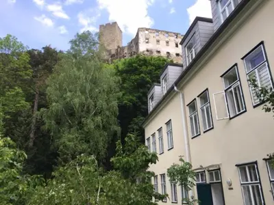 Das Gebäude in dem sich die Ferienwohnung befindet