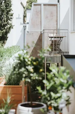 Ein Garten an der Unterkunft Parks 73 The Townhouse Hotel