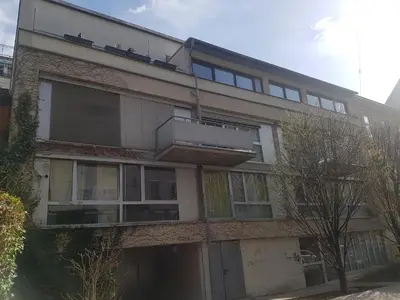 Das Gebäude in dem sich die Ferienwohnung befindet
