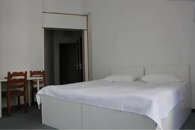 Ein Bett oder Betten in einem Zimmer der Unterkunft Arnes Hotel Vienna