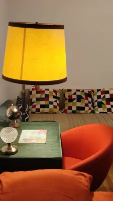 Ein Sitzbereich in der Unterkunft Karmeliter Home