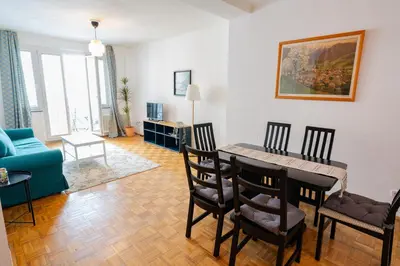 TV/Unterhaltungsangebot in der Unterkunft Central Living Apartment Opera