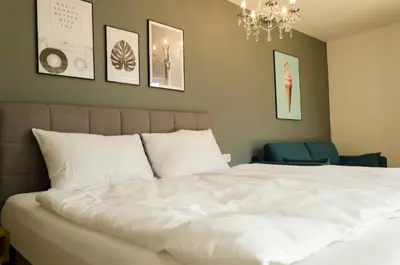 Ein Bett oder Betten in einem Zimmer der Unterkunft The Parcels Hotel - Adults Only