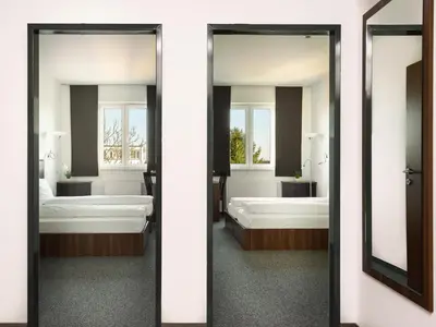 Ein Badezimmer in der Unterkunft Hotel Fabrik Vösendorf