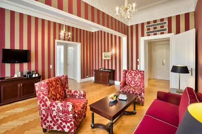 TV/Unterhaltungsangebot in der Unterkunft Austria Trend Parkhotel Schönbrunn Wien