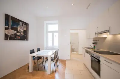 Küche/Küchenzeile in der Unterkunft Porzellangarten Apartment I contactless Check-In