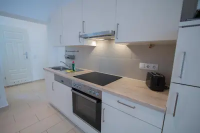 Küche/Küchenzeile in der Unterkunft Porzellangarten Apartment I contactless Check-In