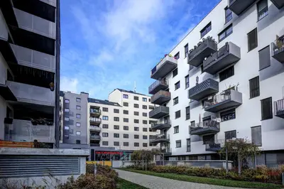 Das Gebäude in dem sich die Ferienwohnung befindet