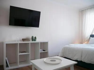 TV/Unterhaltungsangebot in der Unterkunft Spacious 2Rooms central area