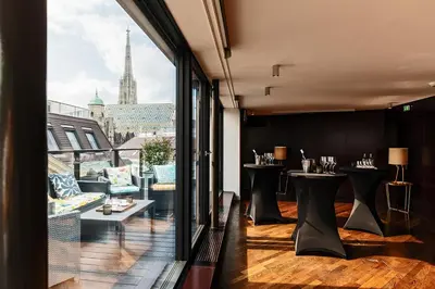 Ein Sitzbereich in der Unterkunft Hotel Topazz & Lamée