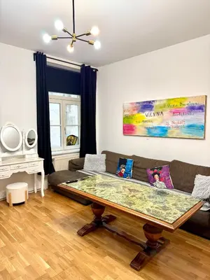 Ein Sitzbereich in der Unterkunft City center Apartment