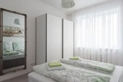 Ein Bett oder Betten in einem Zimmer der Unterkunft Let it be Vienna U1, U2, U4 Karlsplatz Oper