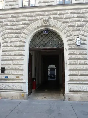 Eine Fassade oder ein Eingang zu Sobieski Maisonette Apartments