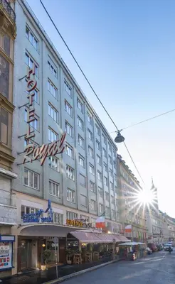 Das Gebäude in dem sich das Hotel befindet