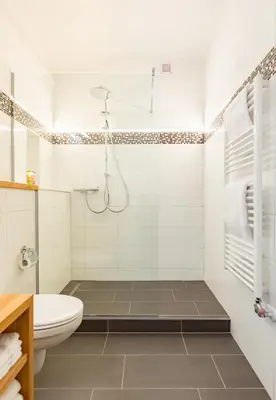 Ein Badezimmer in der Unterkunft Altes Backhaus