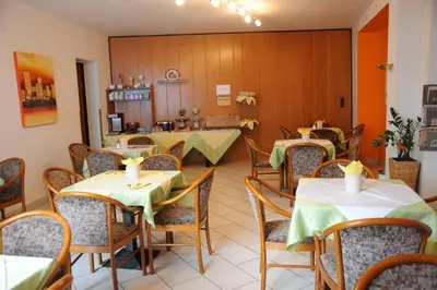 Ein Sitzbereich in der Unterkunft Pension Erlaa