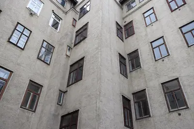 Grundriss der Unterkunft Beautiful Restored - Close To Metro - III