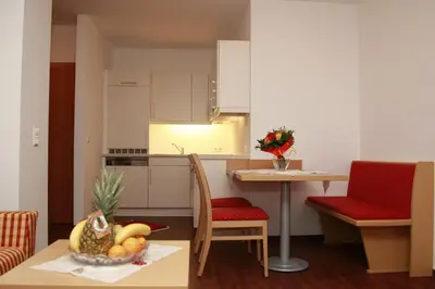 Küche/Küchenzeile in der Unterkunft City-Hotel Mödling
