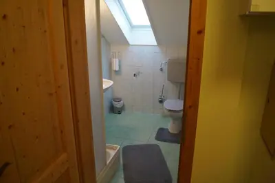 Ein Badezimmer in der Unterkunft Haus Bergblick