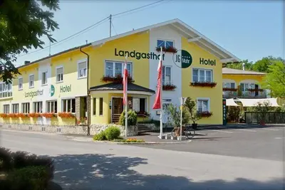 Das Gebäude in dem sich das Hotel befindet