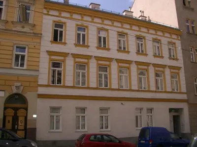 Das Gebäude in dem sich die Ferienwohnung befindet