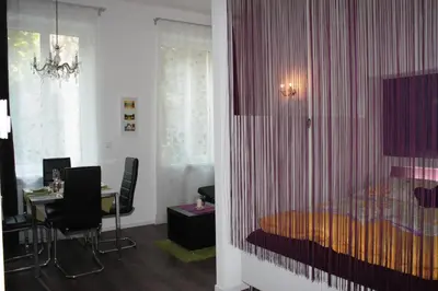 Ein Sitzbereich in der Unterkunft govienna - City Center Apartments
