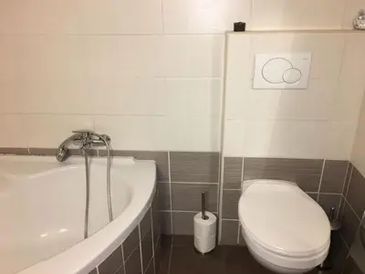 Ein Badezimmer in der Unterkunft Ferienwohnung Leithaberg