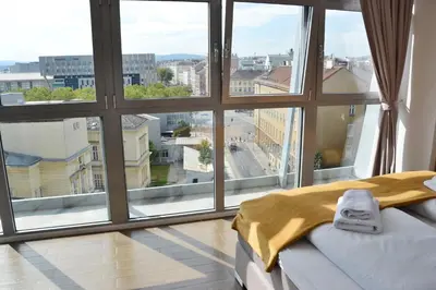Ein Balkon oder eine Terrasse in der Unterkunft Apollo Hotel Vienna