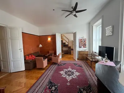 TV/Unterhaltungsangebot in der Unterkunft Stylish, Cosy & Central 