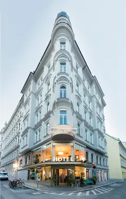 Das Gebäude in dem sich das Hotel befindet