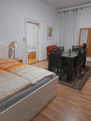 Ein Bett oder Betten in einem Zimmer der Unterkunft Ferienwohnung Schloessel 26/18