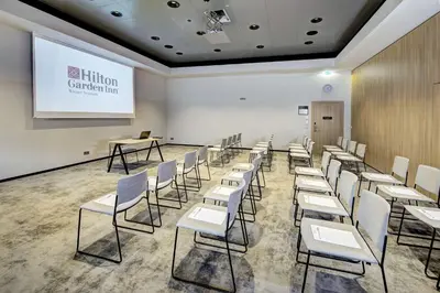 Der Geschäftsbereich oder Konferenzraum in der Unterkunft Hilton Garden Inn Wiener Neustadt