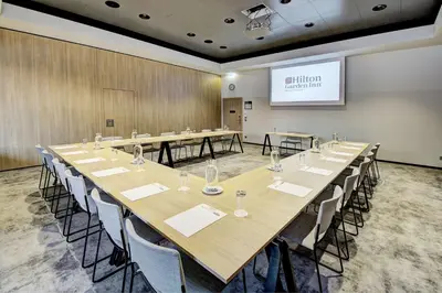 Der Geschäftsbereich oder Konferenzraum in der Unterkunft Hilton Garden Inn Wiener Neustadt