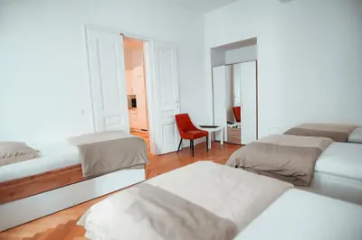 Ein Bett oder Betten in einem Zimmer der Unterkunft Raimond Apartment Ottakring Top 14