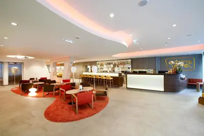 Lobby/Rezeption in der Unterkunft Simm's Hotel - cityhotel next to Metro U3