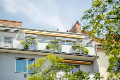 Das Gebäude in dem sich die Ferienwohnung befindet