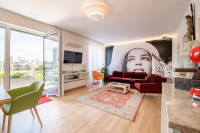 TV/Unterhaltungsangebot in der Unterkunft Skyflats Vienna Ring View