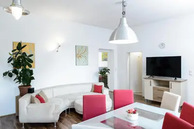 TV/Unterhaltungsangebot in der Unterkunft Schön wohnen nähe Schönbrunn