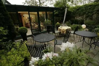 Ein Garten an der Unterkunft Landhotel Jagdhof