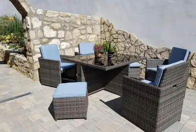 Ein Sitzbereich in der Unterkunft Winzerhof Lentsch
